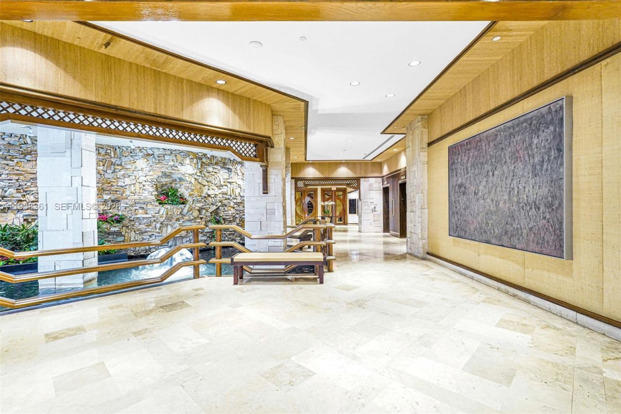 1 Grove Isle Dr, Unit A1110, Miami, FL 33133 Photo