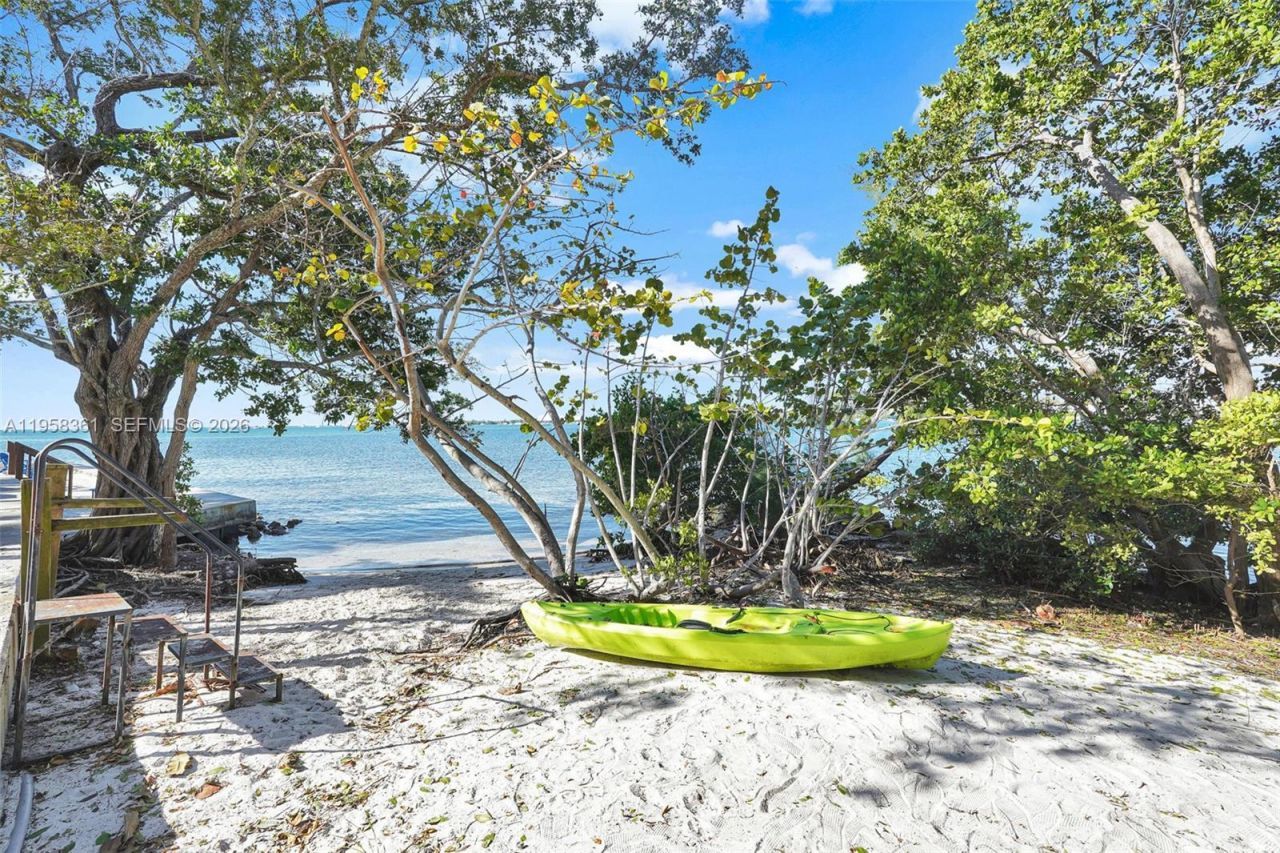 1 Grove Isle Dr, Unit A1110, Miami, FL 33133 Photo