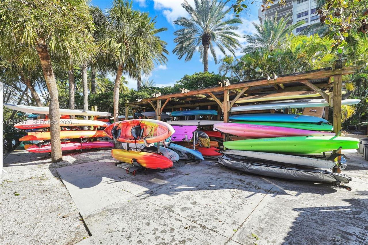 1 Grove Isle Dr, Unit A1110, Miami, FL 33133 Photo