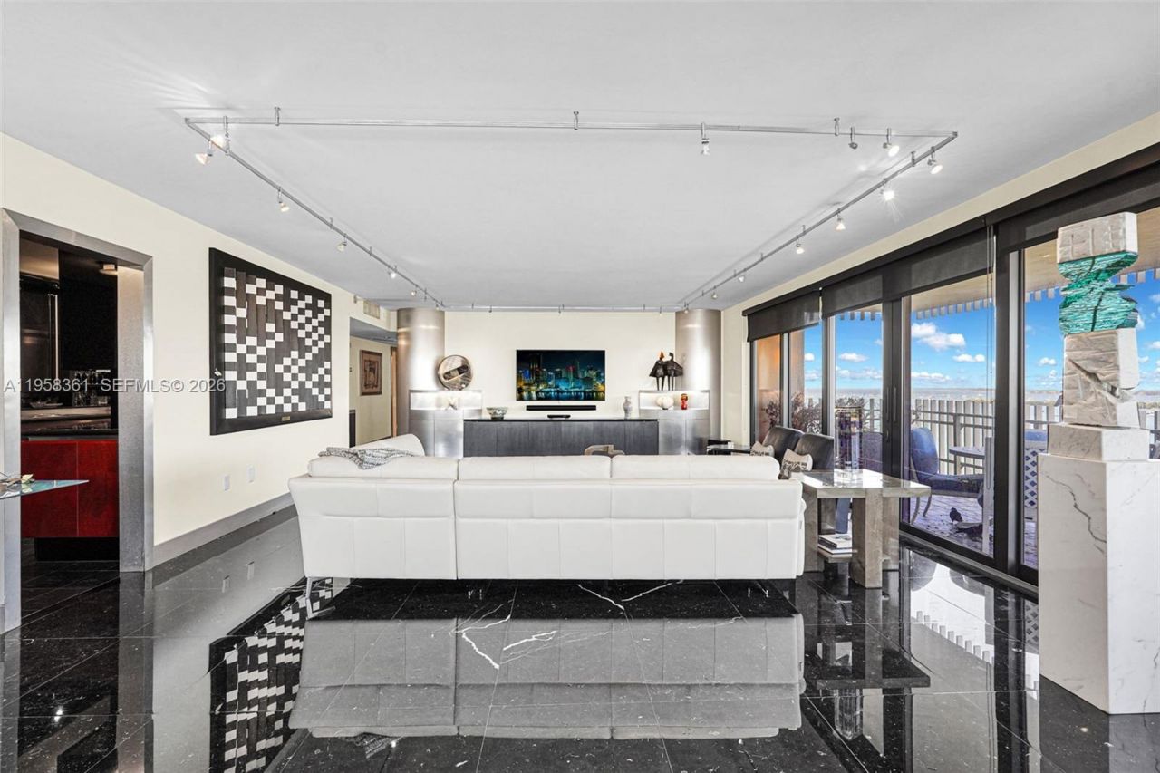 1 Grove Isle Dr, Unit A1110, Miami, FL 33133 Photo