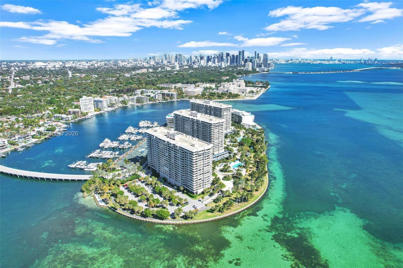 1 Grove Isle Dr, Unit A1110, Miami, FL 33133 Photo