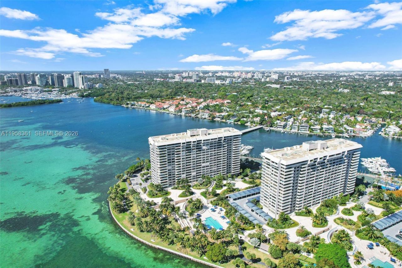 1 Grove Isle Dr, Unit A1110, Miami, FL 33133 Photo