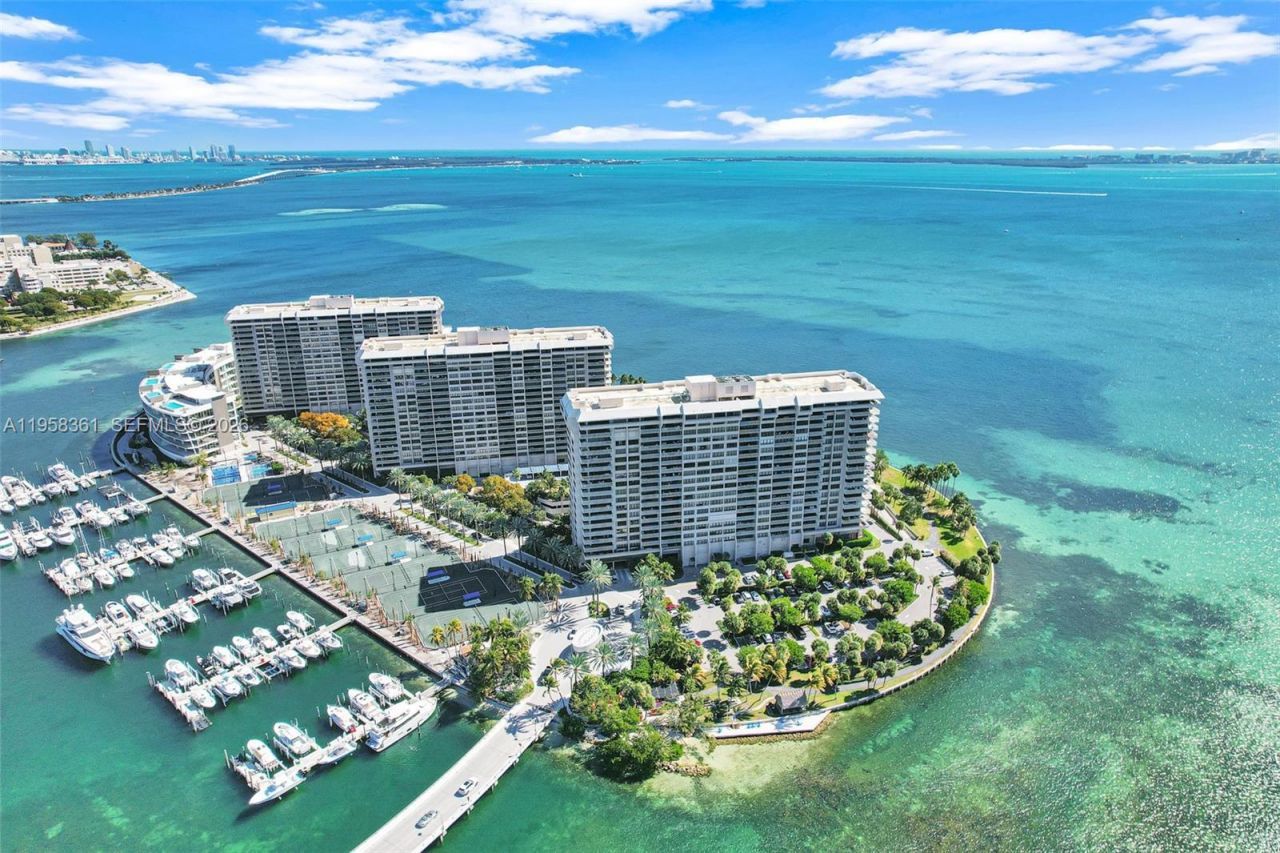 1 Grove Isle Dr, Unit A1110, Miami, FL 33133 Photo