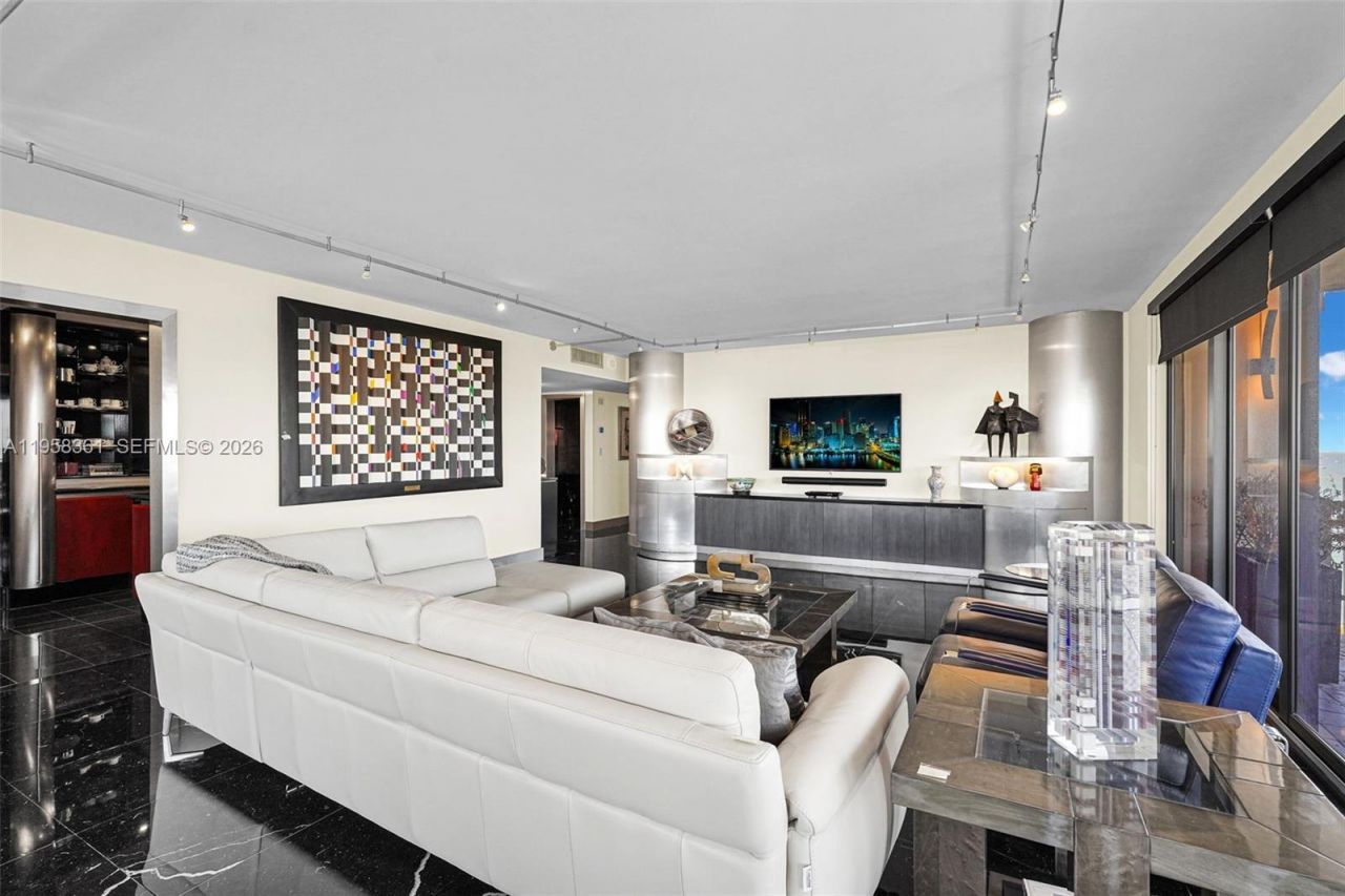 1 Grove Isle Dr, Unit A1110, Miami, FL 33133 Photo