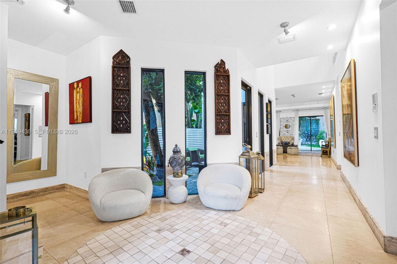 3675 Loquat Ave , Miami, FL 33133 Photo