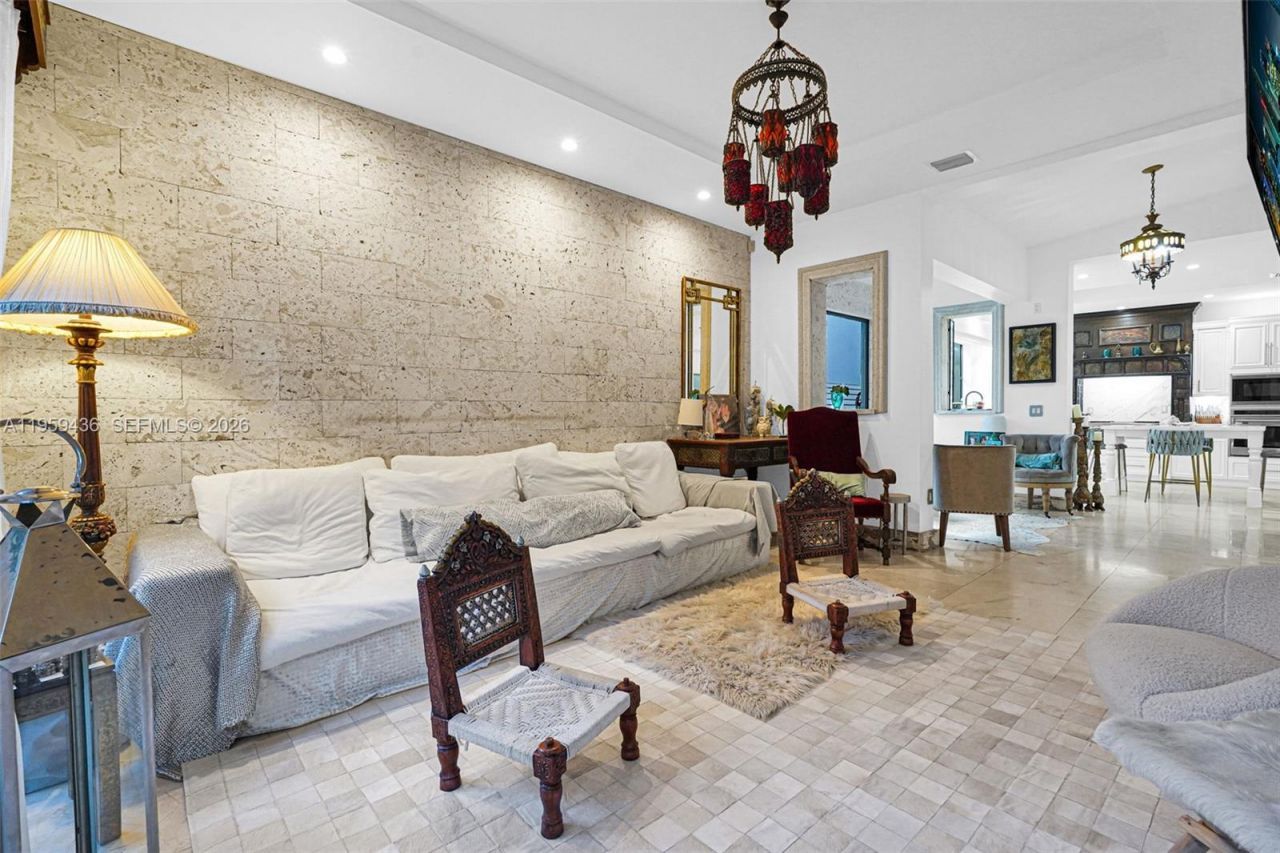 3675 Loquat Ave , Miami, FL 33133 Photo