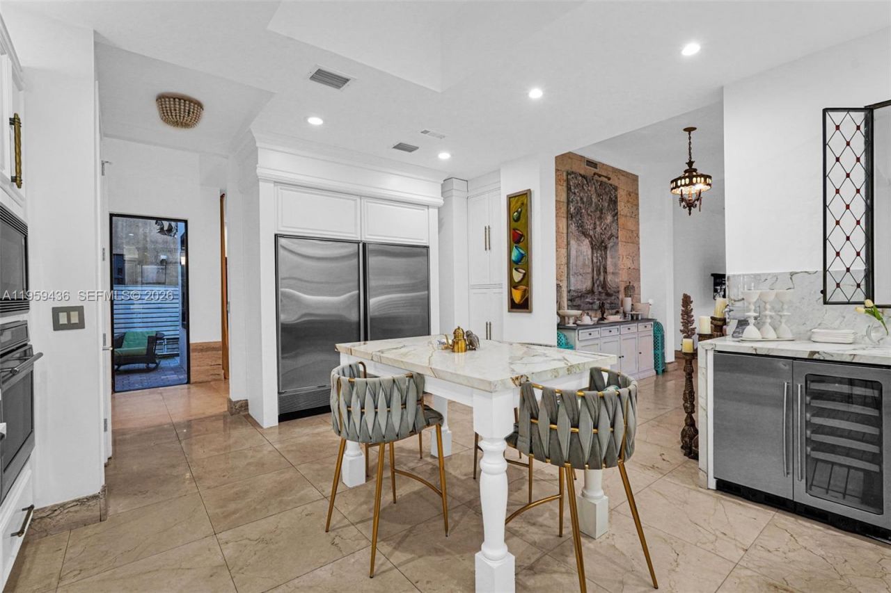 3675 Loquat Ave , Miami, FL 33133 Photo