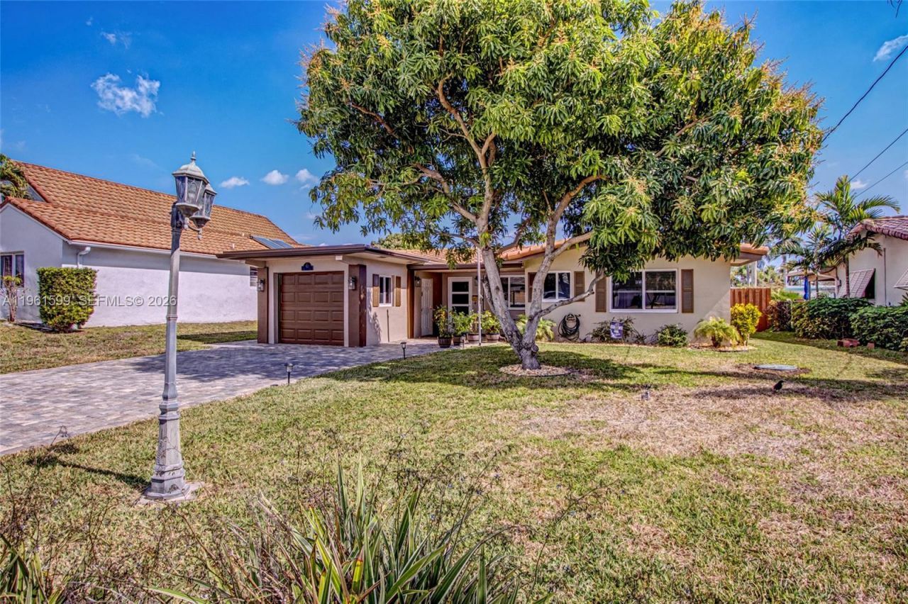 922 Nautilus Isle , Dania Beach, FL 33004 Photo