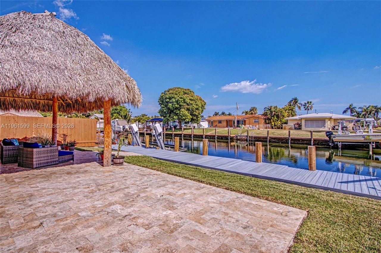 922 Nautilus Isle , Dania Beach, FL 33004 Photo