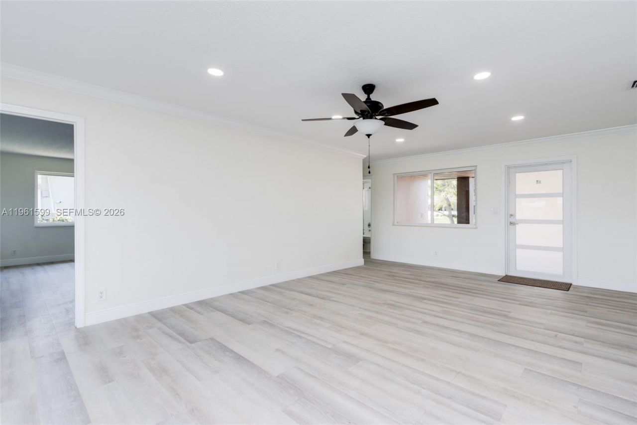 922 Nautilus Isle , Dania Beach, FL 33004 Photo