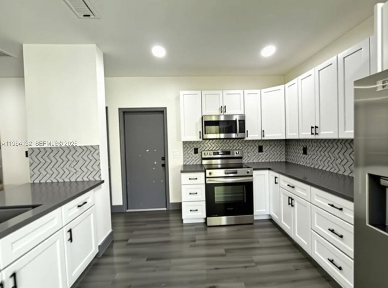 2343 NW 162nd Way , Unit 2343, Pembroke Pines, FL 33028 Photo