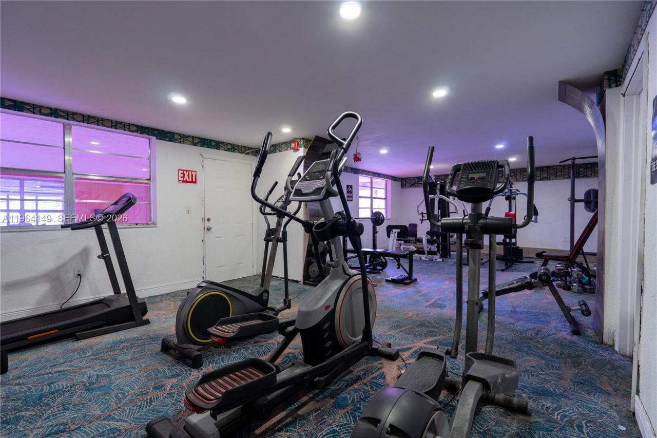 1910 W 56th St, Unit 3321, Hialeah, FL 33012 Photo