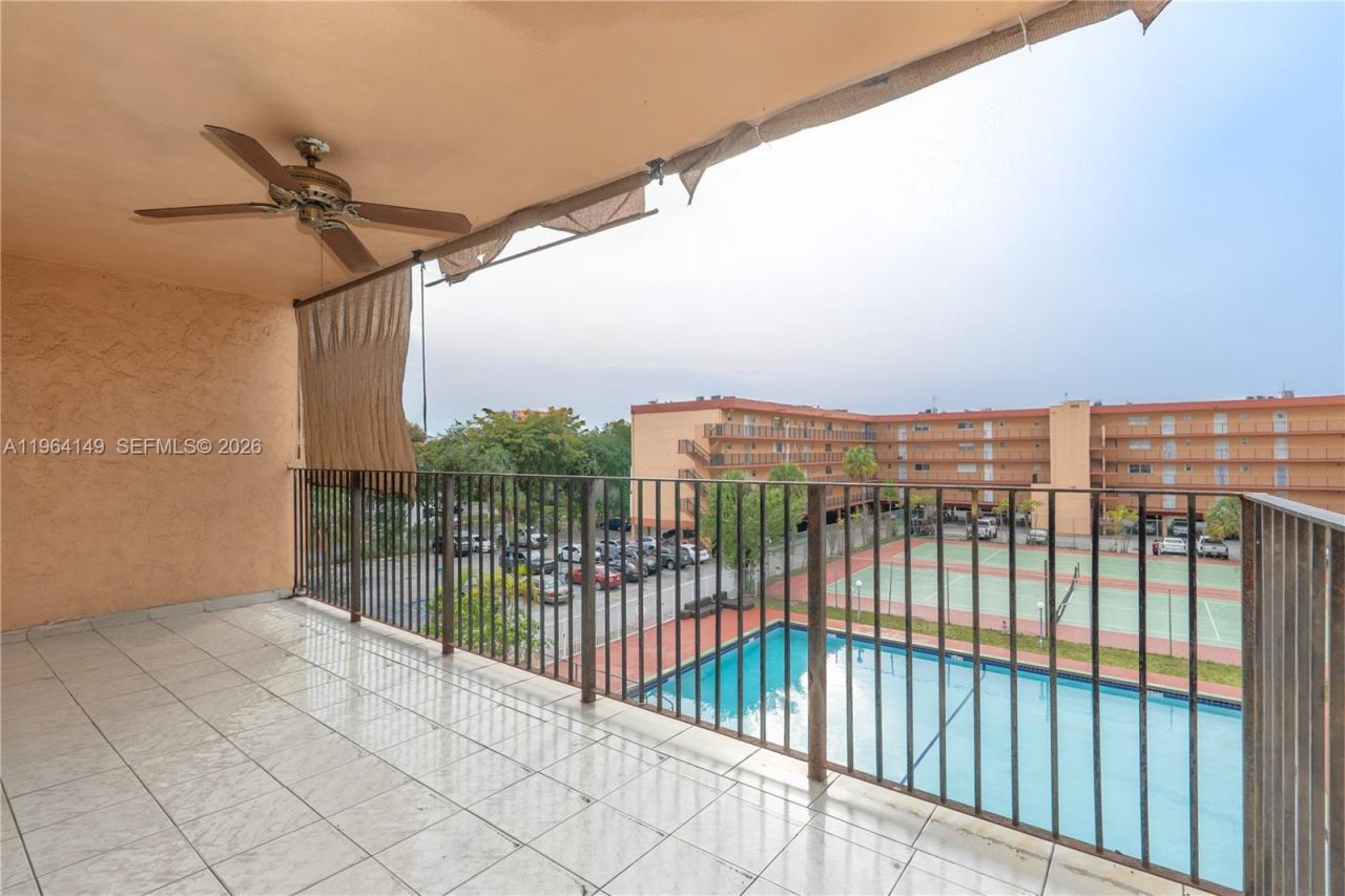 1910 W 56th St, Unit 3321, Hialeah, FL 33012 Photo