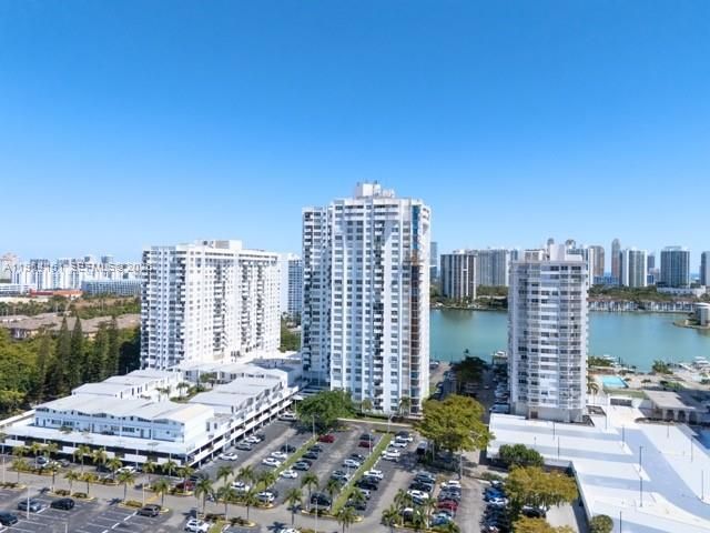 2750 NE 183rd St , Unit 401, Aventura, FL 33160 Photo