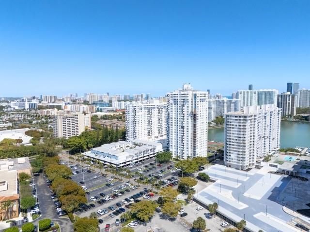 2750 NE 183rd St , Unit 401, Aventura, FL 33160 Photo