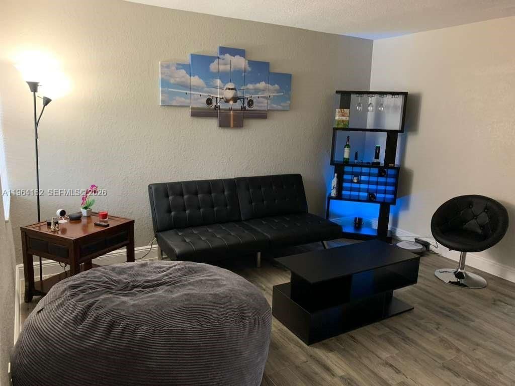 3737 NW 20th St, Unit 504, Lauderdale Lakes, FL 33311 Photo