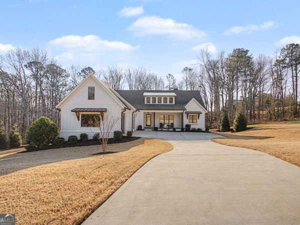 5306 Weeping Creek Trail, Flowery Branch, GA 30542