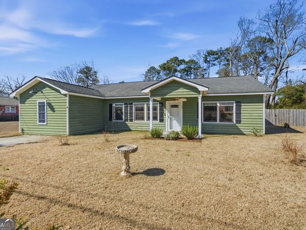 14 Redmond Avenue, Garden City, GA 31408