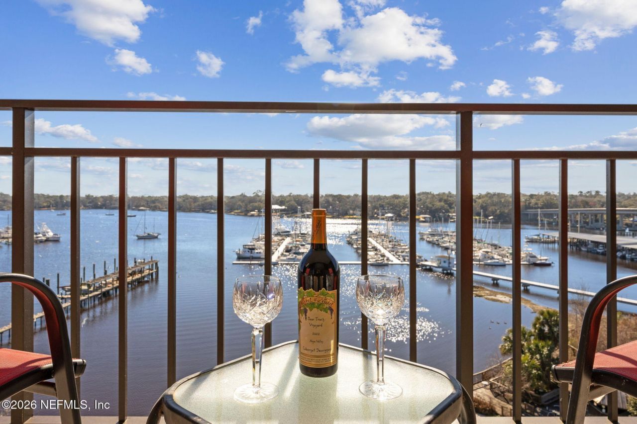 4401 Lakeside Drive, Unit 804, Jacksonville, FL 32210 Photo