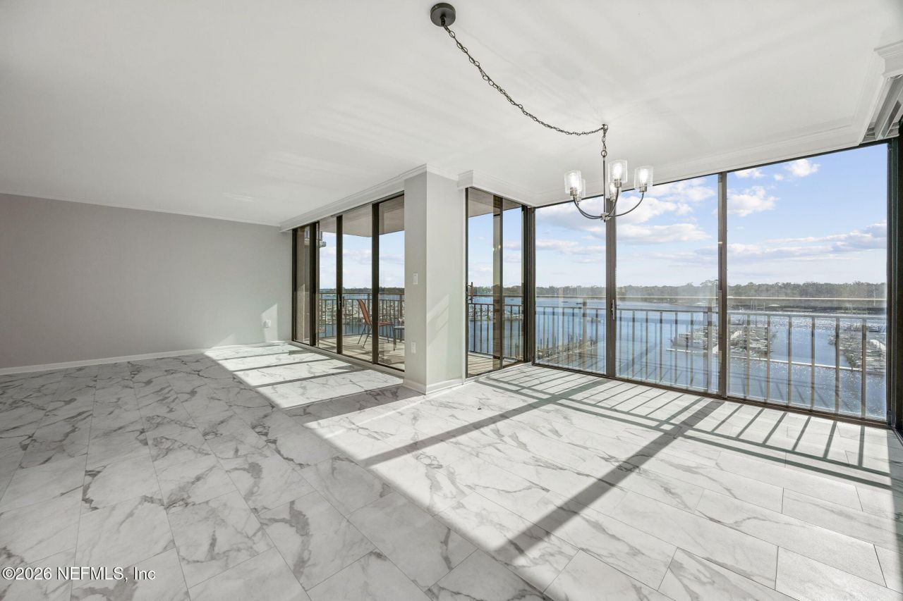 4401 Lakeside Drive, Unit 804, Jacksonville, FL 32210 Photo