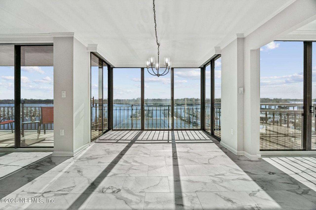 4401 Lakeside Drive, Unit 804, Jacksonville, FL 32210 Photo