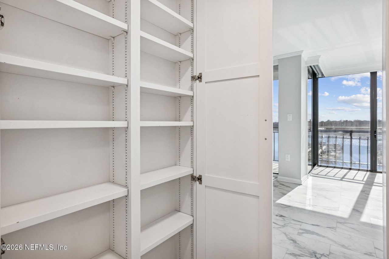 4401 Lakeside Drive, Unit 804, Jacksonville, FL 32210 Photo