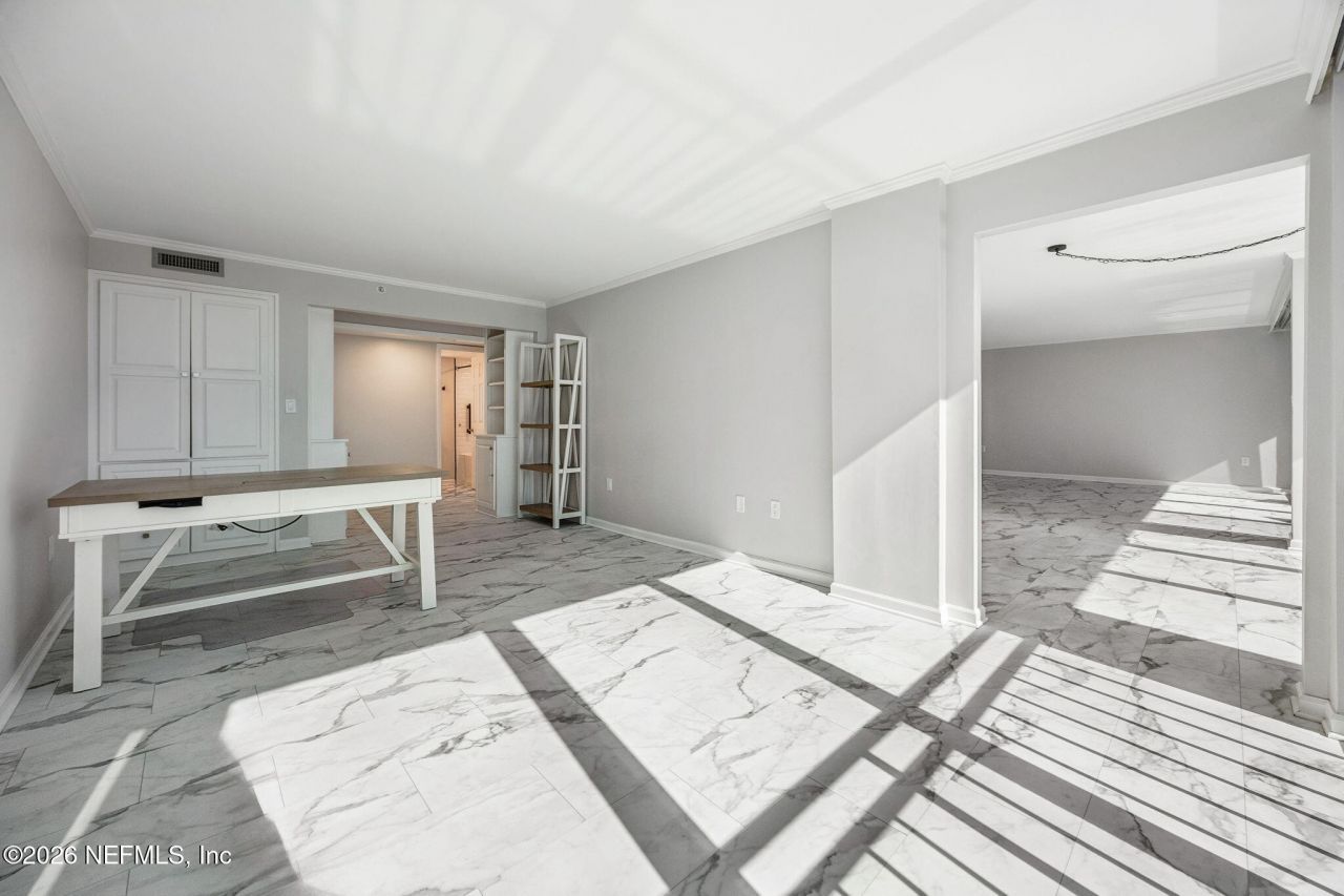 4401 Lakeside Drive, Unit 804, Jacksonville, FL 32210 Photo