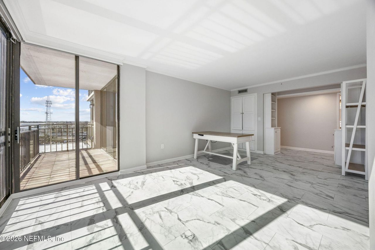 4401 Lakeside Drive, Unit 804, Jacksonville, FL 32210 Photo