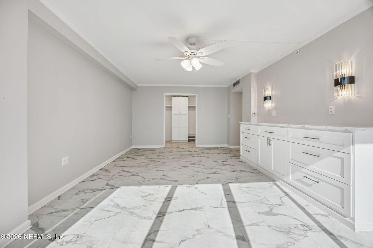 4401 Lakeside Drive, Unit 804, Jacksonville, FL 32210 Photo