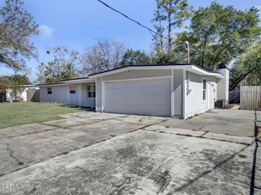 3967 LANE Avenue S, Jacksonville, FL 32210