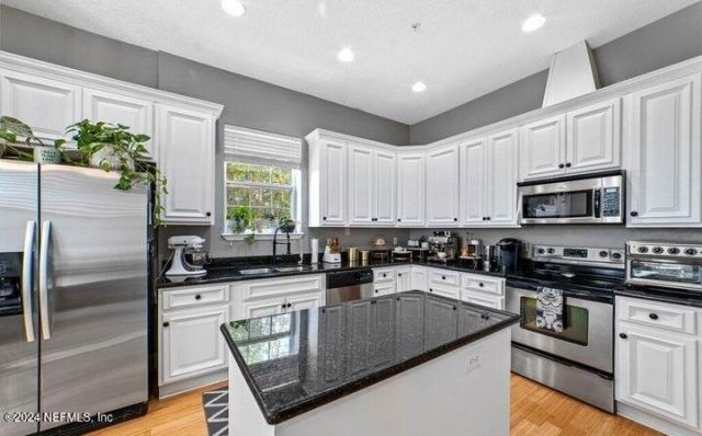 400 14th Avenue N, Unit D, Jacksonville Beach, FL 32250 Photo