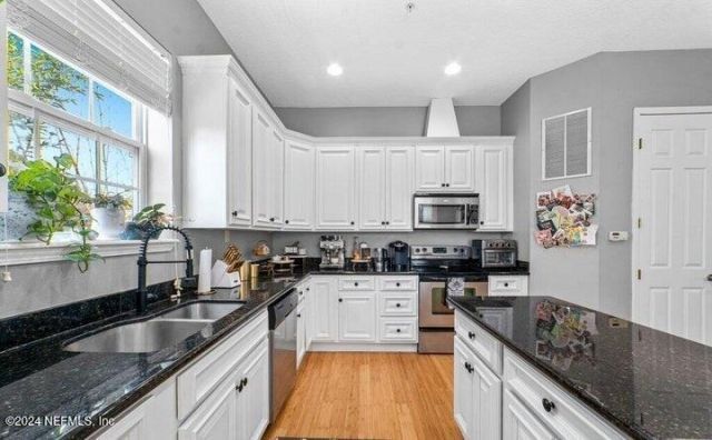 400 14th Avenue N, Unit D, Jacksonville Beach, FL 32250 Photo