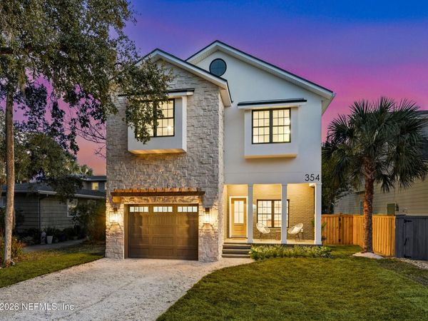 354 11TH Street, Atlantic Beach, FL 32233