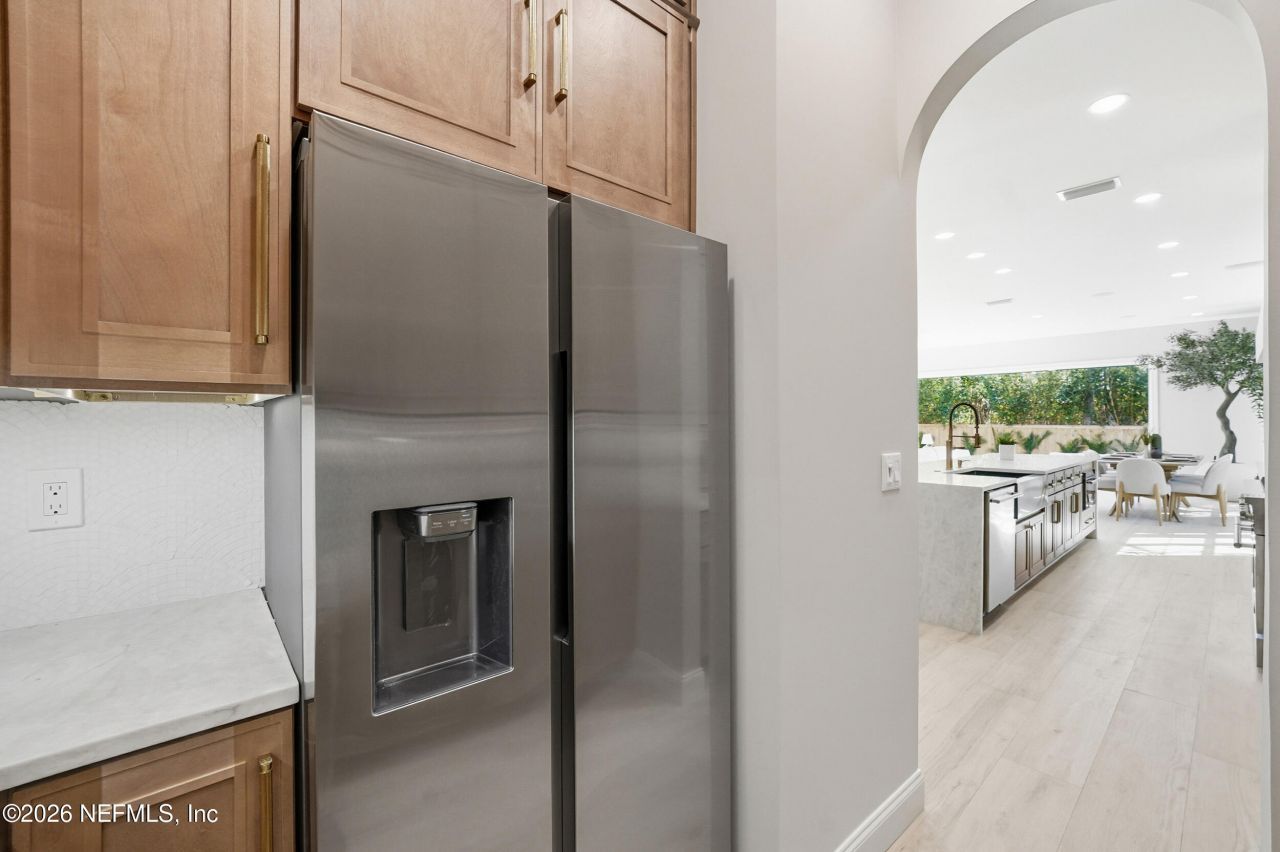 354 11th Street, Atlantic Beach, FL 32233 Photo