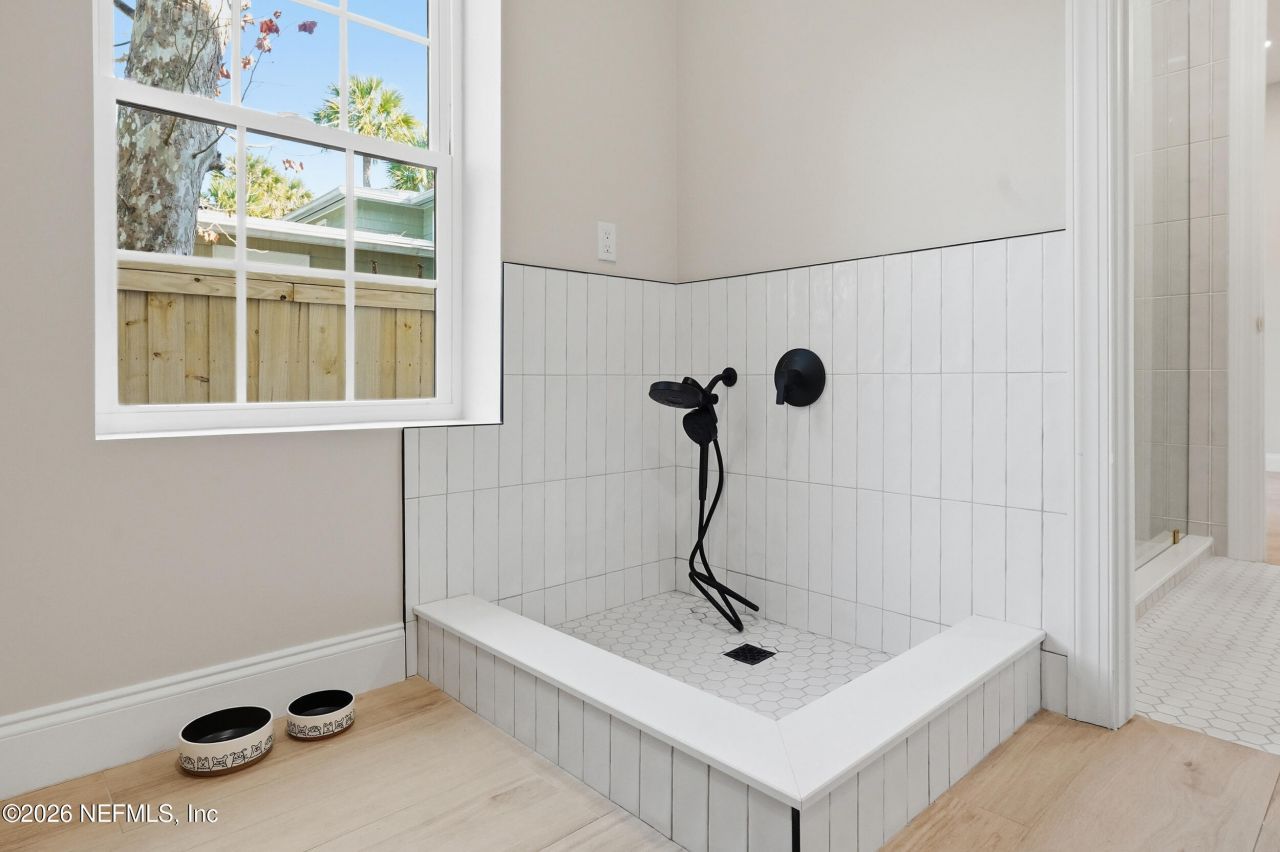 354 11th Street, Atlantic Beach, FL 32233 Photo