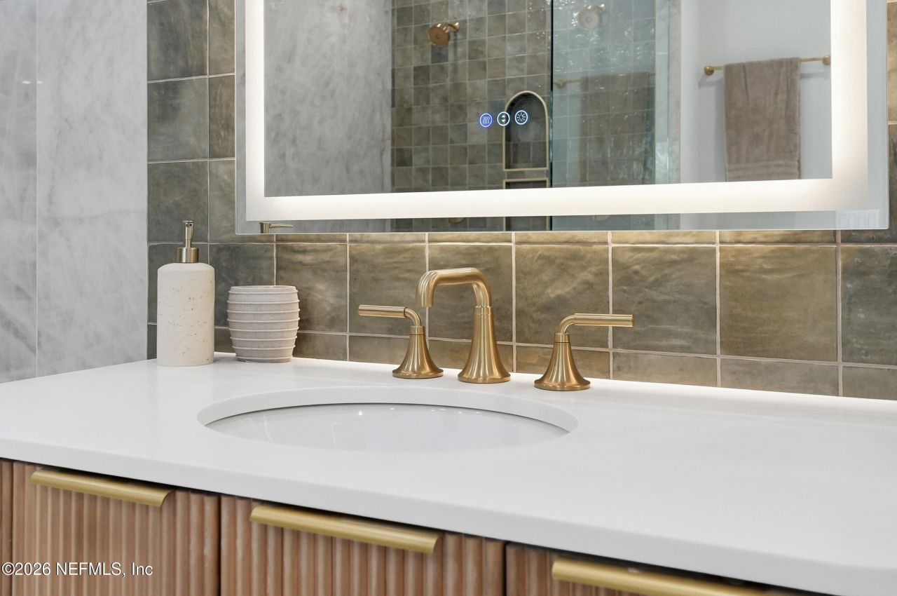 354 11th Street, Atlantic Beach, FL 32233 Photo