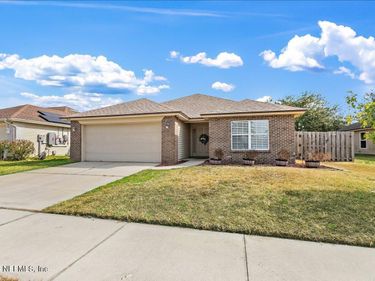 6439 SILK LEAF Lane, Jacksonville, FL 32244