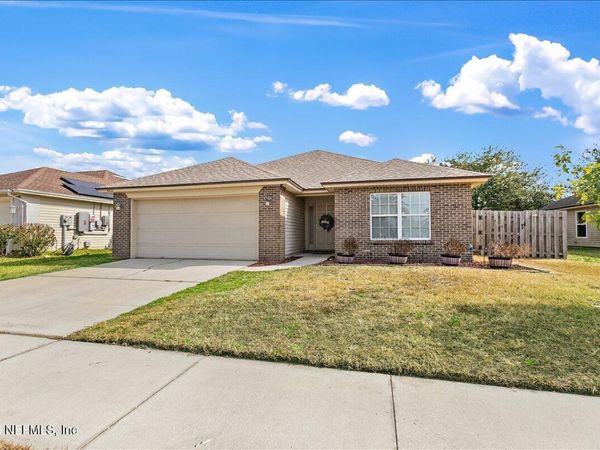 6439 SILK LEAF Lane, Jacksonville, FL 32244