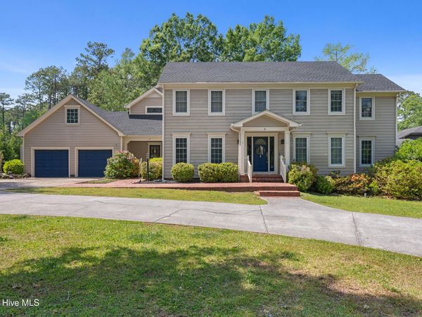2215 Perry Drive, Jacksonville, NC 28546