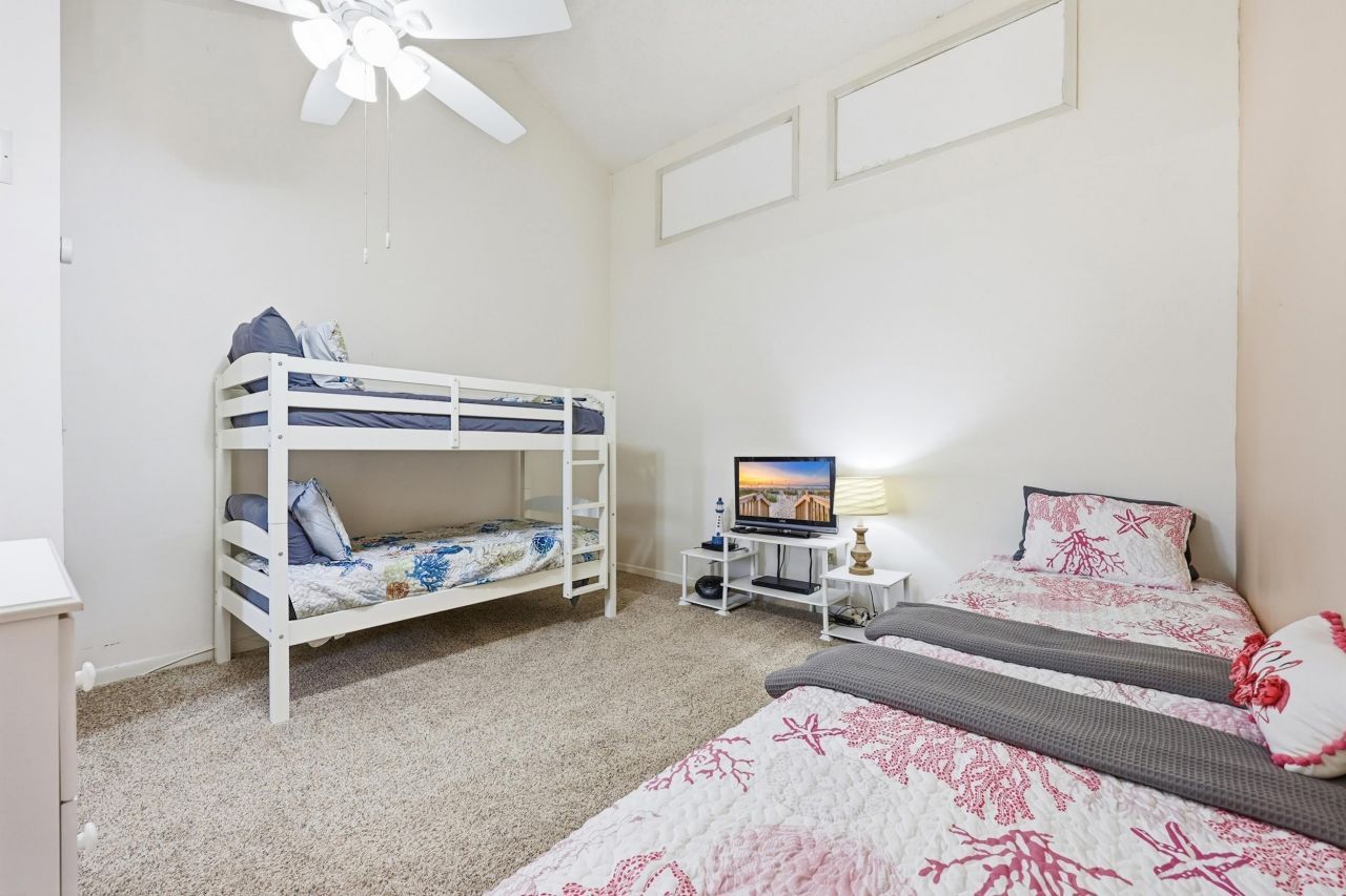 501 Maison Dr. Photo 33