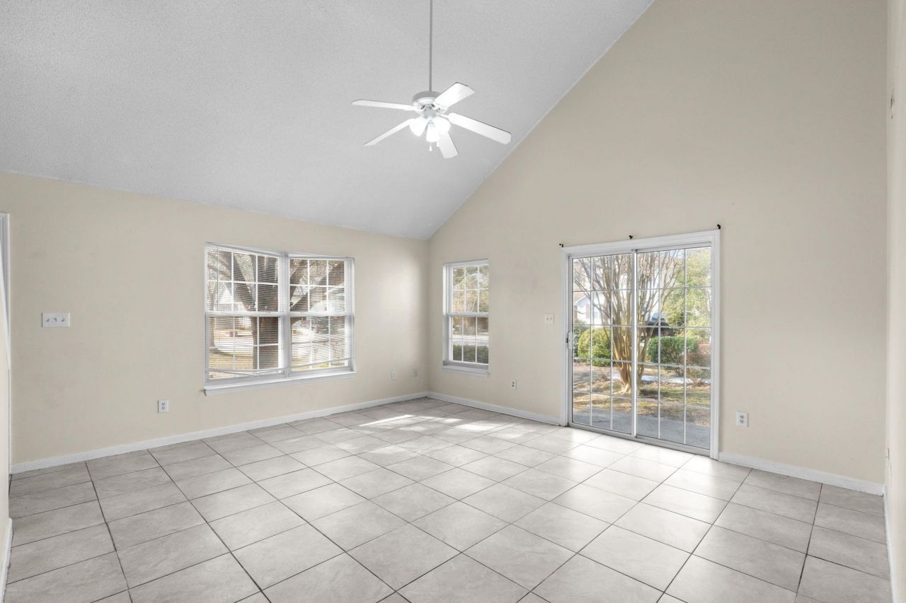 816 Mary Ana Ct. Photo 8