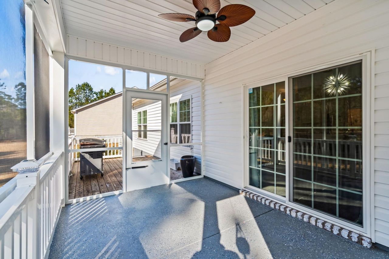 549 Rose Ave. Photo 32