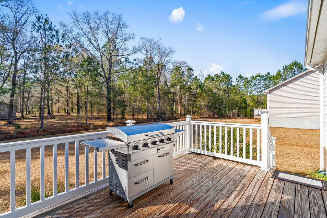 549 Rose Ave. Photo 33