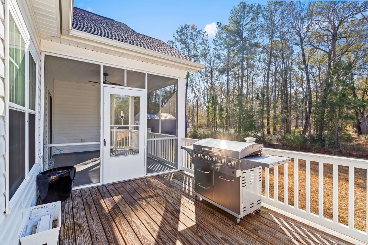 549 Rose Ave. Photo 34