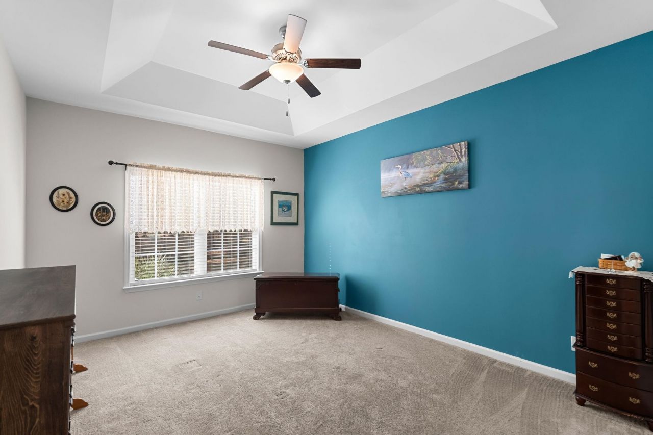 549 Rose Ave. Photo 40