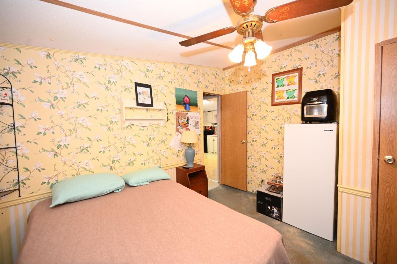 1631 Highway 646 Photo 23