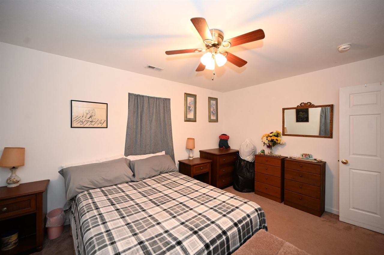 1631 Highway 646 Photo 26