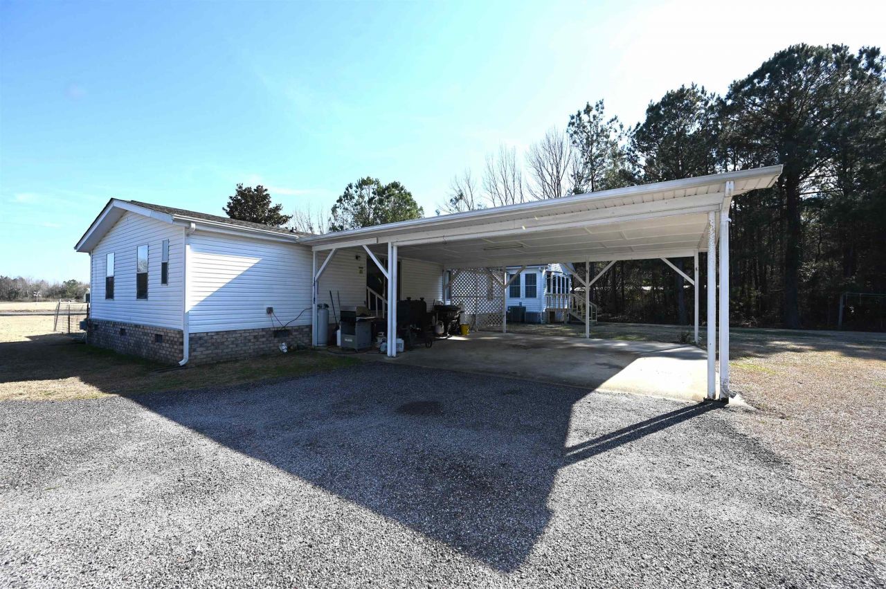 1631 Highway 646 Photo 40
