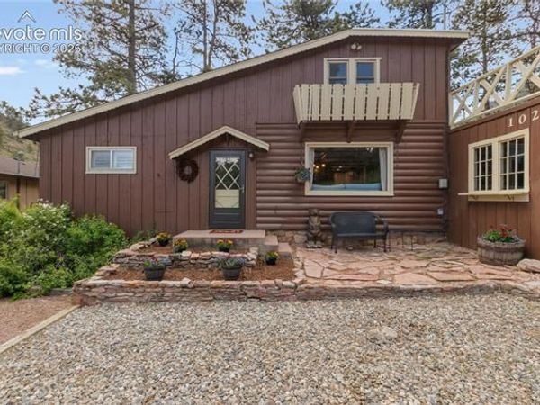 10225 Ute Pass Avenue, Green Mountain Falls, CO 80819