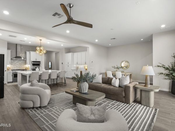 5954 E CAT BALUE Drive, Phoenix, AZ 85054